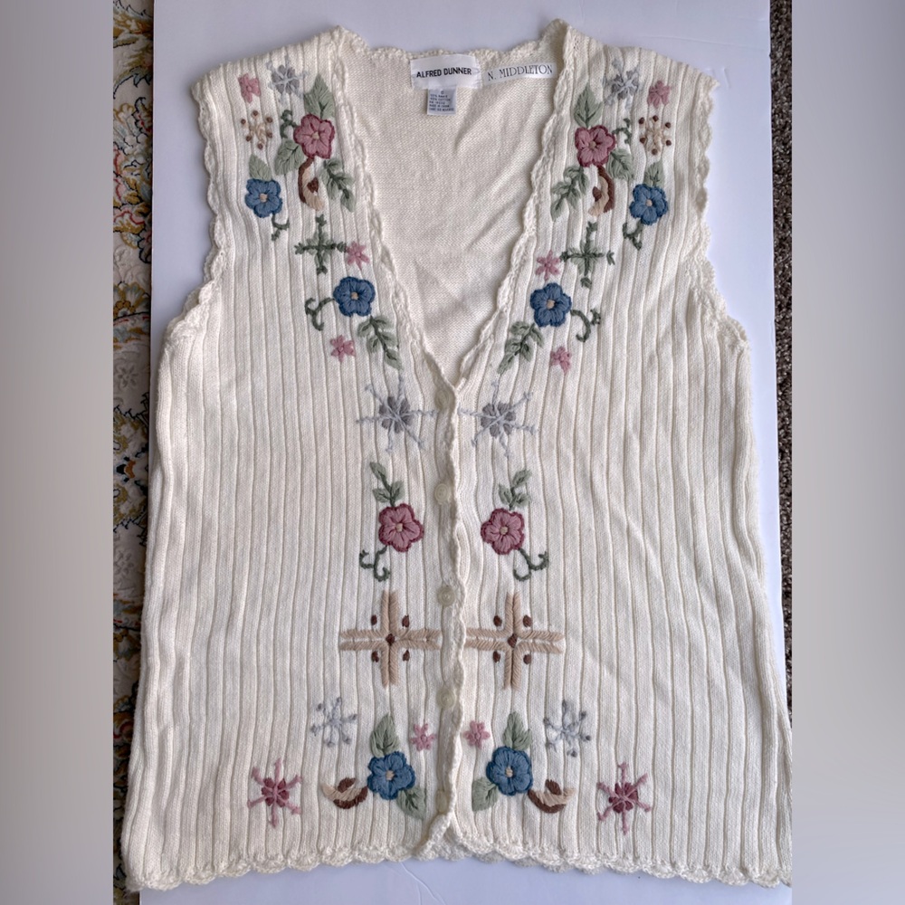 VTG Alfred Dunner Sweater Vest Womens Size S Cardigan Floral  Embroidery Button